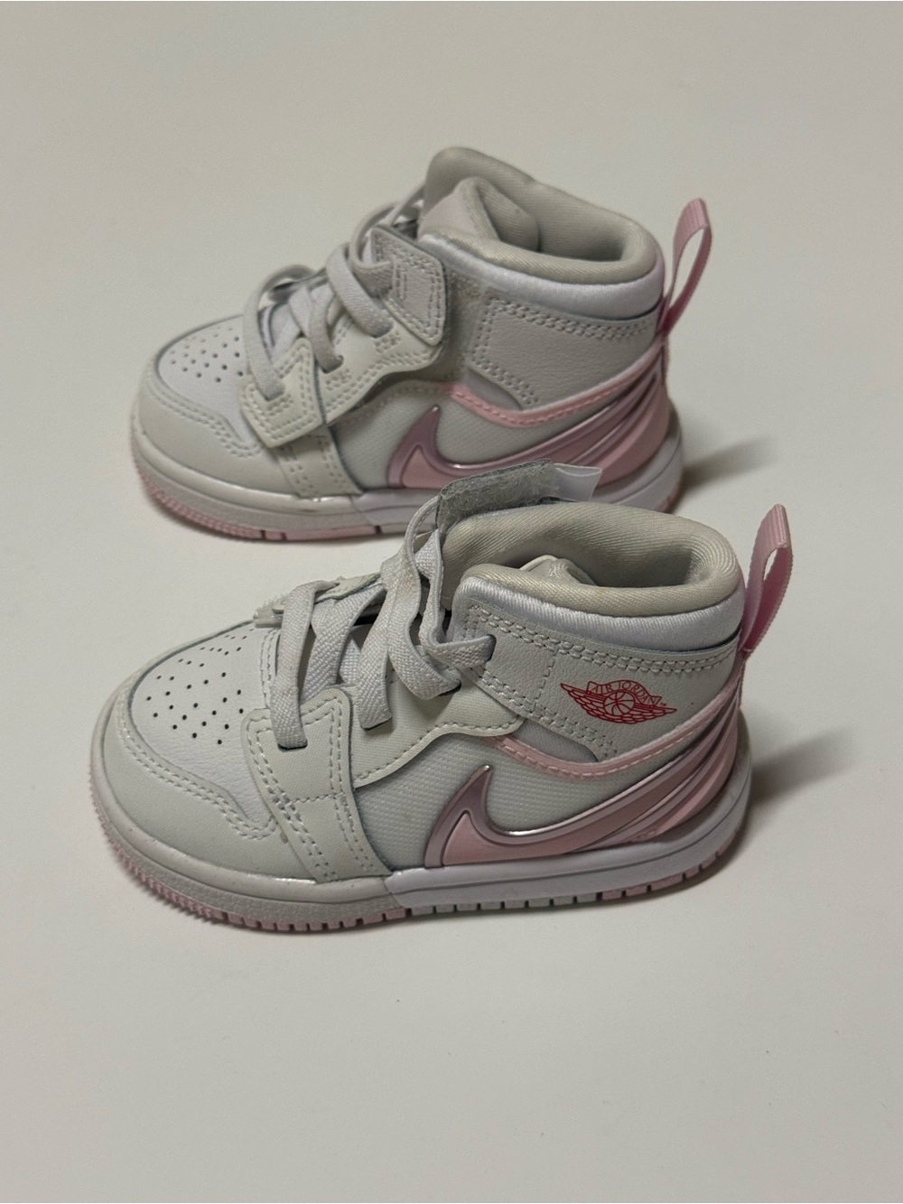 NWOB Nike Jordan 1 Mid RM Easy On Baby Shoe SZ 5C White/Pink Foam